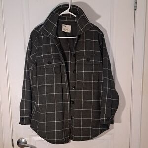 ๐ค Urban Edge: The Tilley Shacket Youโll Live In